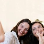 乐舒适上市首日市值破200亿港元，亚马逊2025黑五大战正式打响；广东外贸进出口总计达7.8万亿元