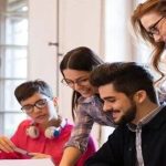 速卖通2025年欧美增速跻身前十，俄罗斯耳机销量创五年新高，东南亚宠物市场破200亿美元